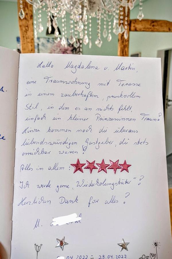 Marie Antoinette - Reise in die Vergangenheit Uelzen Exterior foto